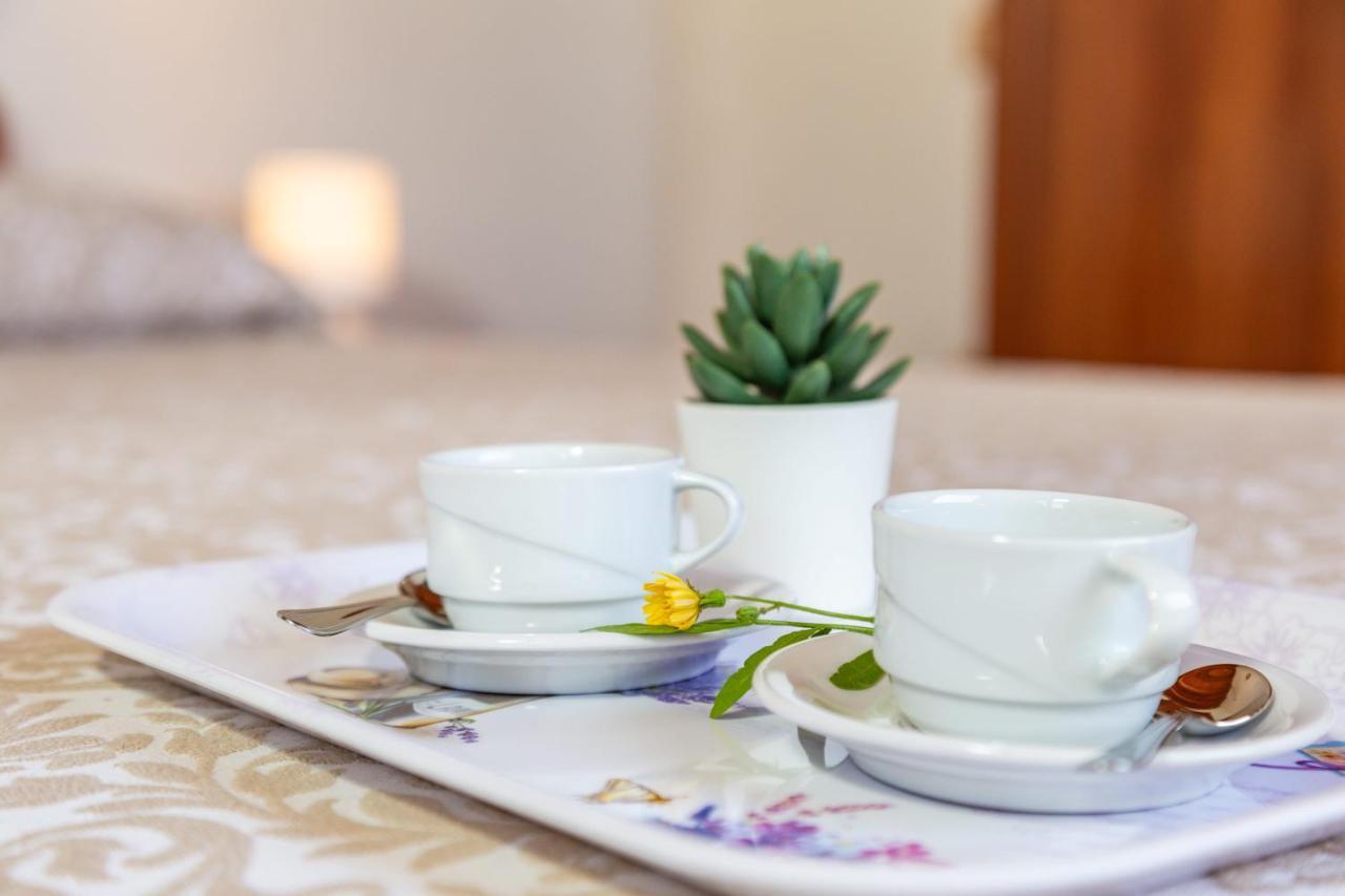 Casa Orfea Apartman Santa Maria Navarrese Kültér fotó